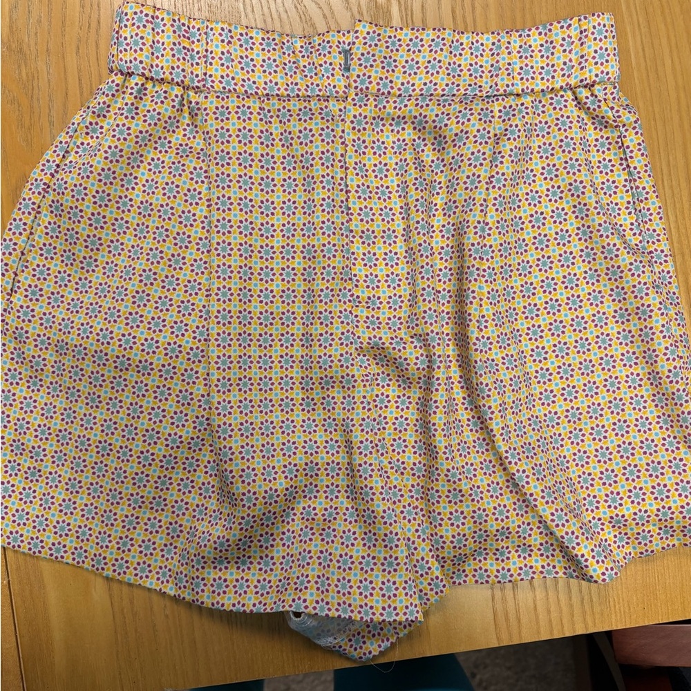 Zara xs Floral Patterned Women's Shorts